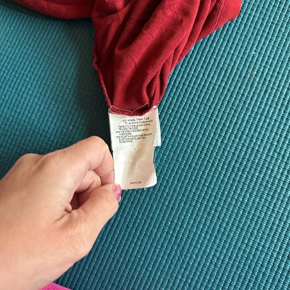 MaxMara Cranberry Red Short Sleeve French Seam T-Shirt Medium - Picture 9 of 10